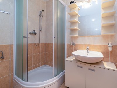 Apartment Four-bedroom apartment with terrace and sea view Klenovica, Novi Vinodolski A-20556-a - Outdoor photo 30