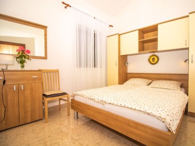 Apartment Two bedroom apartment with terrace and sea view Baška, Krk A-20424-a - Outdoor photo 7