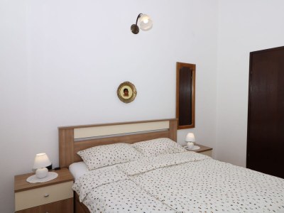 Apartment Two bedroom apartment with terrace and sea view Baška, Krk A-20424-a - Outdoor photo 8