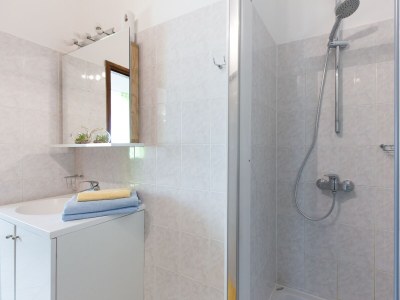 Apartment One bedroom apartment near beach Čižići, Krk A-20433-a - Outdoor photo 14