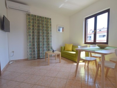 Apartment Two bedroom apartment with terrace Malinska, Krk A-20460-a - Outdoor photo 2