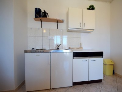 Apartment One bedroom apartment with terrace and sea view Njivice, Krk A-20462-a - Outdoor photo 7