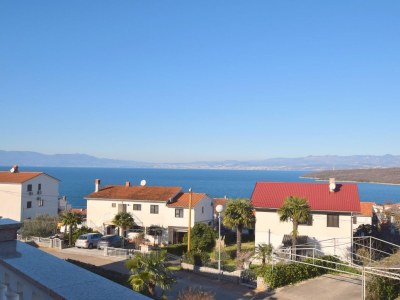 Apartment One bedroom apartment with terrace and sea view Njivice, Krk A-20462-a - Outdoor photo 11