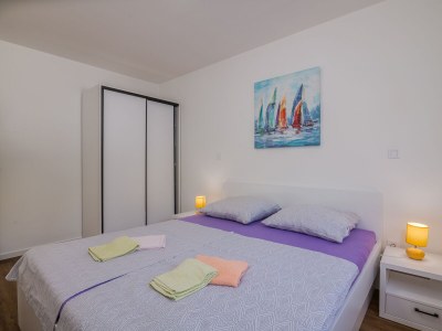 Apartment Three bedroom apartment with terrace Malinska, Krk A-20484-a - Outdoor photo 13