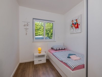 Apartment Three bedroom apartment with terrace Malinska, Krk A-20484-a - Outdoor photo 14