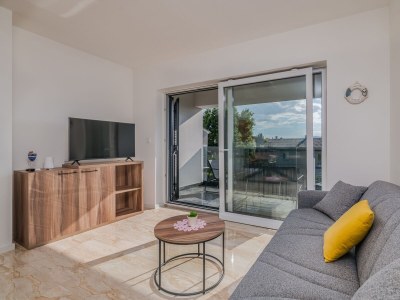 Apartment Three bedroom apartment with terrace Malinska, Krk A-20484-b - Outdoor photo 4