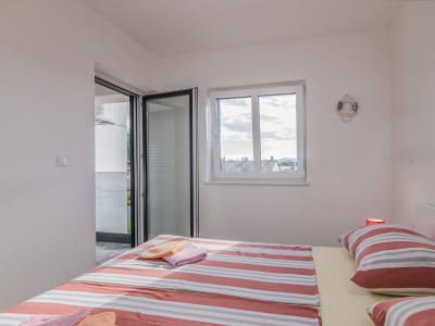 Apartment Three bedroom apartment with terrace Malinska, Krk A-20484-b - Outdoor photo 11