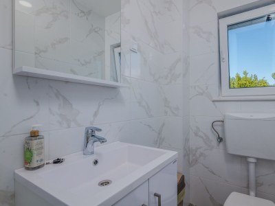 Apartment Three bedroom apartment with terrace Malinska, Krk A-20484-b - Outdoor photo 18