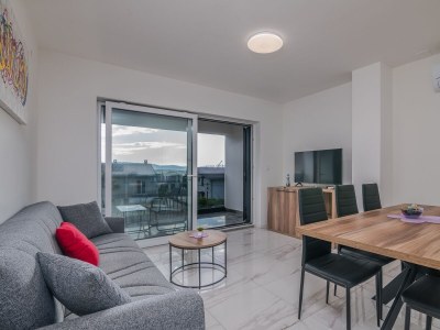 Apartment Three bedroom apartment with terrace and sea view Malinska, Krk A-20484-c - Outdoor photo 7