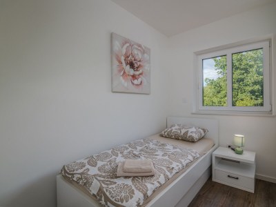 Apartment Three bedroom apartment with terrace and sea view Malinska, Krk A-20484-c - Outdoor photo 15