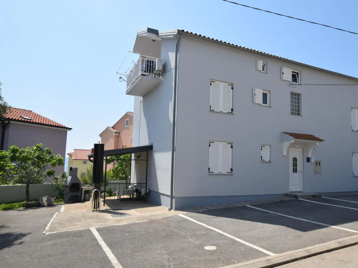 Apartment Two bedroom apartment with balcony Njivice, Krk A-20486-b - Outdoor photo 5