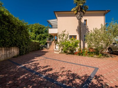 Apartment Three bedroom apartment with terrace and sea view Njivice, Krk A-20487-a - Outdoor photo 5