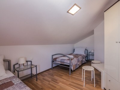 Apartment Three bedroom apartment with terrace and sea view Njivice, Krk A-20487-a - Outdoor photo 15