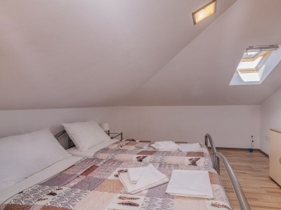 Apartment Three bedroom apartment with terrace and sea view Njivice, Krk A-20487-a - Outdoor photo 16