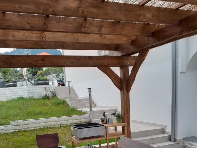 Apartment Two bedroom apartment with terrace and sea view Banjol, Rab A-21159-b - Outdoor photo 6