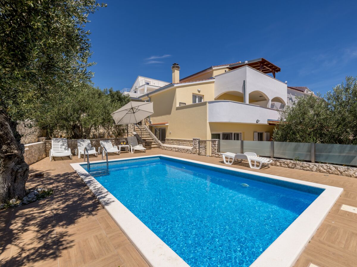 Apartment Two bedroom apartment with terrace and sea view Sevid, Trogir A-21163-a - Outdoor photo 2