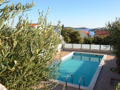 Apartment Two bedroom apartment with terrace and sea view Sevid, Trogir A-21163-a - Outdoor photo 6