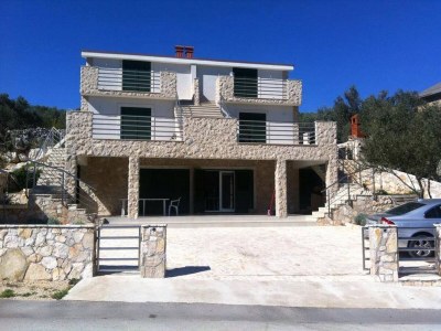 Apartment One bedroom apartment near beach Cove Mala Lamjana, Ugljan A-21182-b - Outdoor photo 2