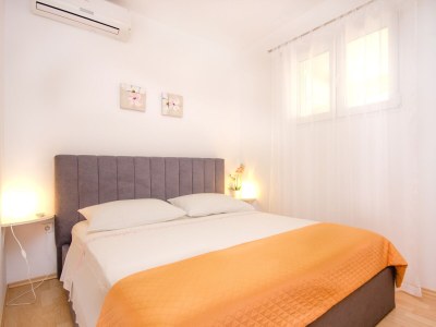 Apartment Two bedroom apartment with terrace and sea view Cove Gradina, Korčula A-20658-b - Outdoor photo 13