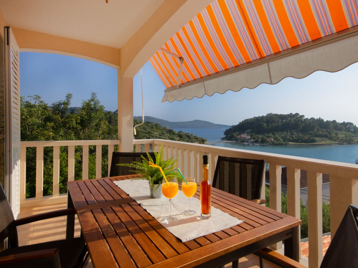 Apartment Two bedroom apartment with terrace and sea view Cove Gradina, Korčula A-20658-c