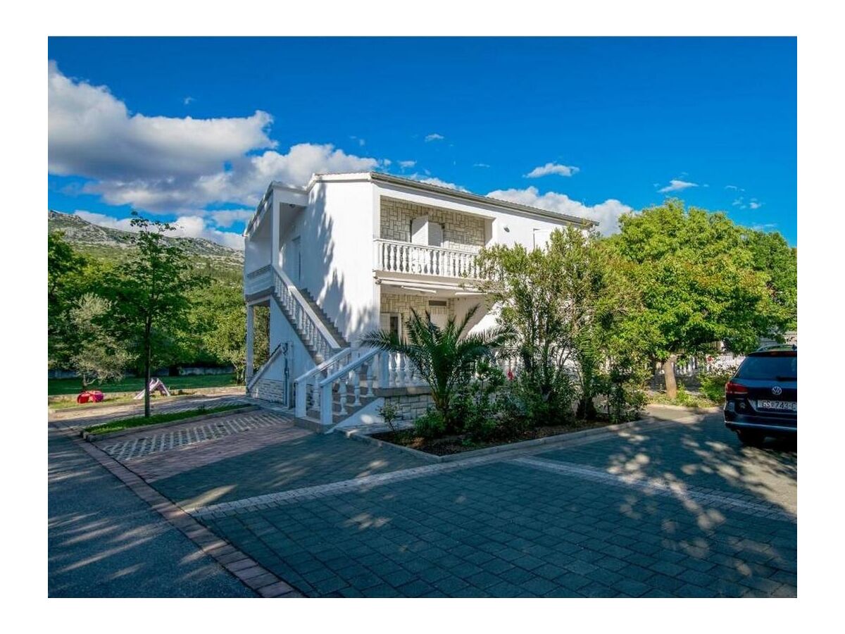 Apartment Two bedroom apartment with balcony and sea view Seline, Paklenica A-21208-b