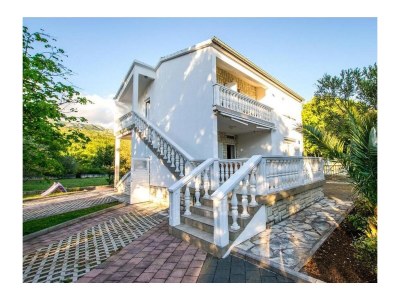 Apartment Two bedroom apartment with balcony and sea view Seline, Paklenica A-21208-b - Outdoor photo 3