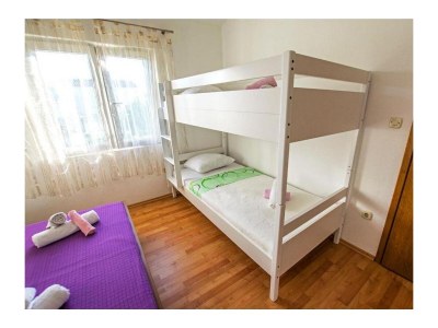 Apartment Two bedroom apartment with balcony and sea view Seline, Paklenica A-21208-b - Outdoor photo 17