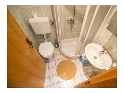 Apartment Two bedroom apartment with balcony and sea view Seline, Paklenica A-21208-b - Outdoor photo 28