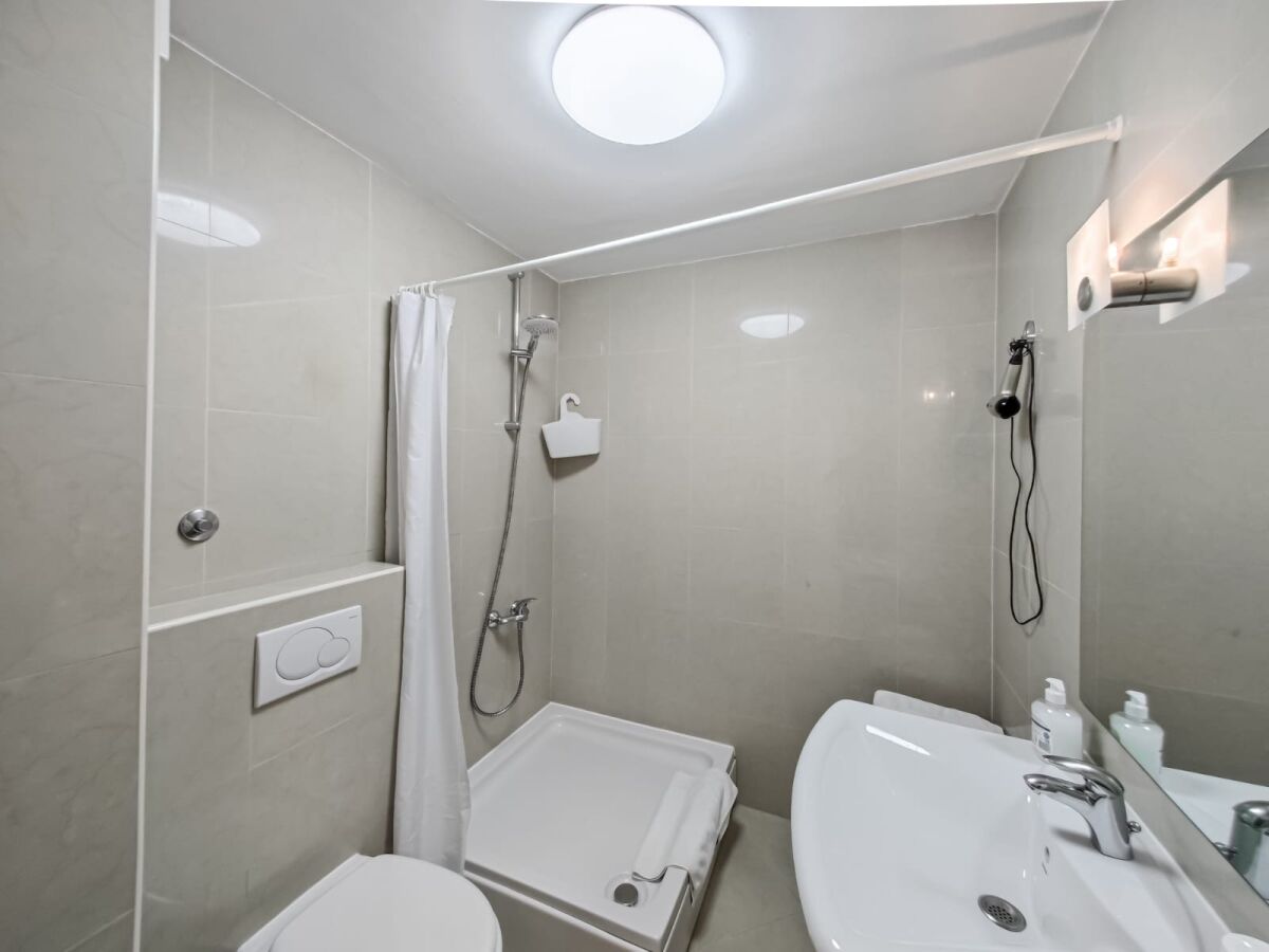 Apartment Apartments with parking space Makarska - 20700 - Apartments with parking space Makarska - 20700 - Outdoor photo 3