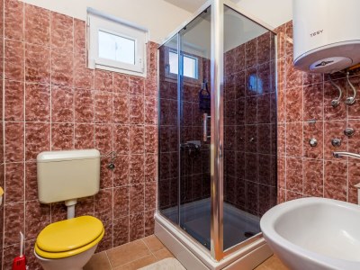 Apartment Two bedroom apartment with terrace Povljana, Pag A-21342-a - Outdoor photo 24