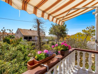 Apartment Two bedroom apartment with terrace Povljana, Pag A-21342-a - Outdoor photo 29