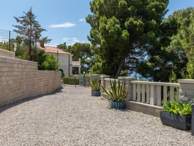 Apartment Two bedroom apartment with terrace and sea view Brela, Makarska A-20708-b - Outdoor photo 11
