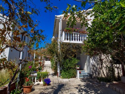 Apartment Two bedroom apartment with terrace Povljana, Pag A-21342-b - Outdoor photo 6