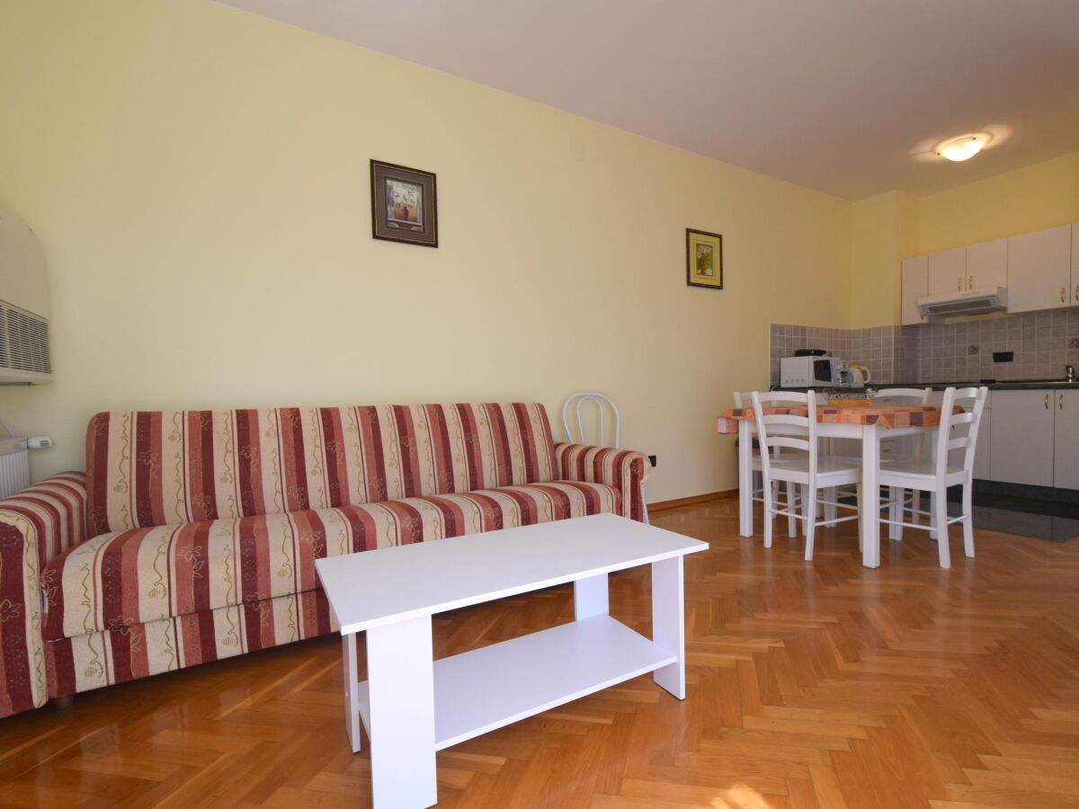 Apartment Two bedroom apartment with balcony Malinska, Krk A-21373-a - Outdoor photo 5