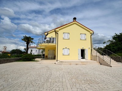 Apartment Two bedroom apartment with balcony Malinska, Krk A-21373-a - Outdoor photo 3