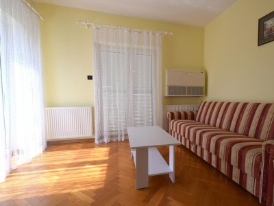 Apartment Two bedroom apartment with balcony Malinska, Krk A-21373-a - Outdoor photo 4