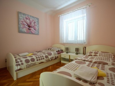 Apartment Two bedroom apartment with balcony Malinska, Krk A-21373-a - Outdoor photo 12