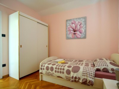 Apartment Two bedroom apartment with balcony Malinska, Krk A-21373-a - Outdoor photo 13