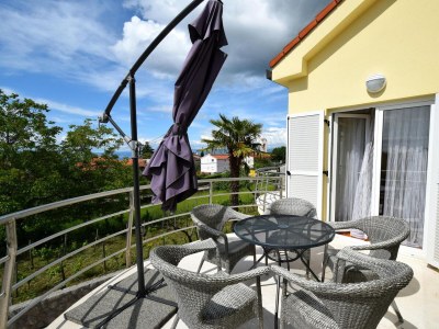 Apartment Two bedroom apartment with balcony Malinska, Krk A-21373-a - Outdoor photo 17
