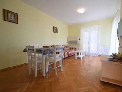 Apartment Two bedroom apartment with balcony Malinska, Krk A-21373-b - Outdoor photo 6