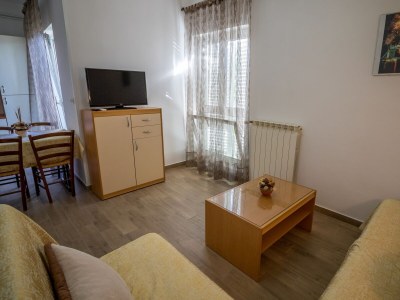 Apartment One bedroom apartment with balcony and sea view Supetarska Draga - Gornja, Rab A-21380-a - Outdoor photo 5