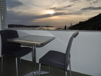 Apartment One bedroom apartment with balcony and sea view Supetarska Draga - Gornja, Rab A-21380-b - Outdoor photo 11
