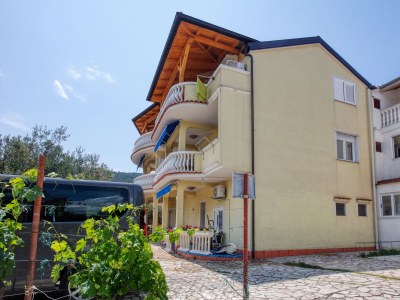 Apartment Two bedroom apartment with terrace and sea view Grebaštica, Šibenik A-20736-c - Outdoor photo 7