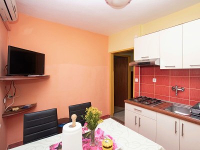 Apartment Two bedroom apartment with terrace and sea view Grebaštica, Šibenik A-20736-c - Outdoor photo 14