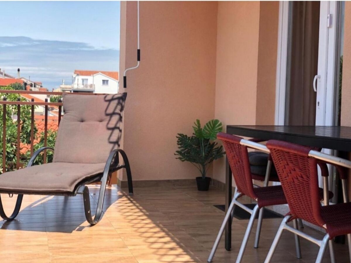 Apartment Two bedroom apartment with terrace Vodice A-21743-a
