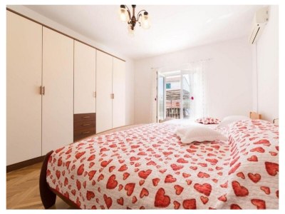 Apartment Two bedroom apartment with terrace Vodice A-21743-b - Outdoor photo 14