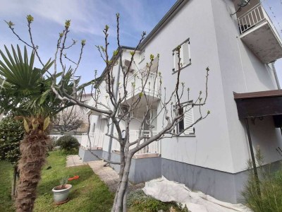 Apartment Two bedroom apartment with balcony Njivice, Krk A-21773-b - Outdoor photo 4