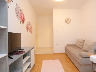 Apartment One bedroom apartment with terrace Baška Voda, Makarska A-21774-b - Outdoor photo 9