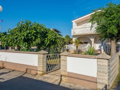 Apartment Four-bedroom apartment with terrace Vir A-20971-a - Outdoor photo 2