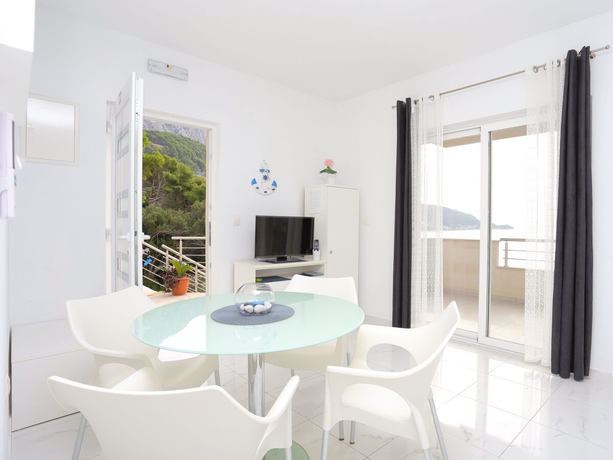 Apartment One bedroom apartment with terrace and sea view Podgora, Makarska A-21817-a